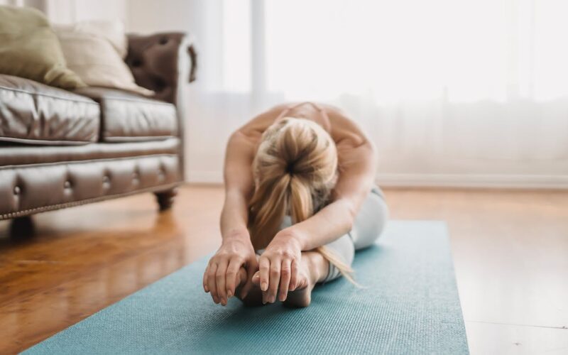 Como limpar tapete de yoga