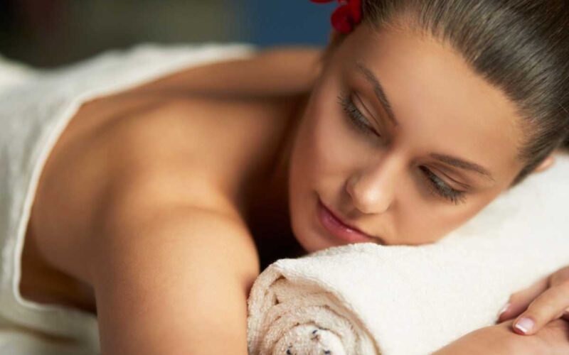 Massagem tântrica e sensual RJ: experiências sensoriais que promovem relaxamento e bem-estar